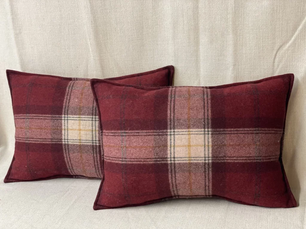 coussins en laine 32x48